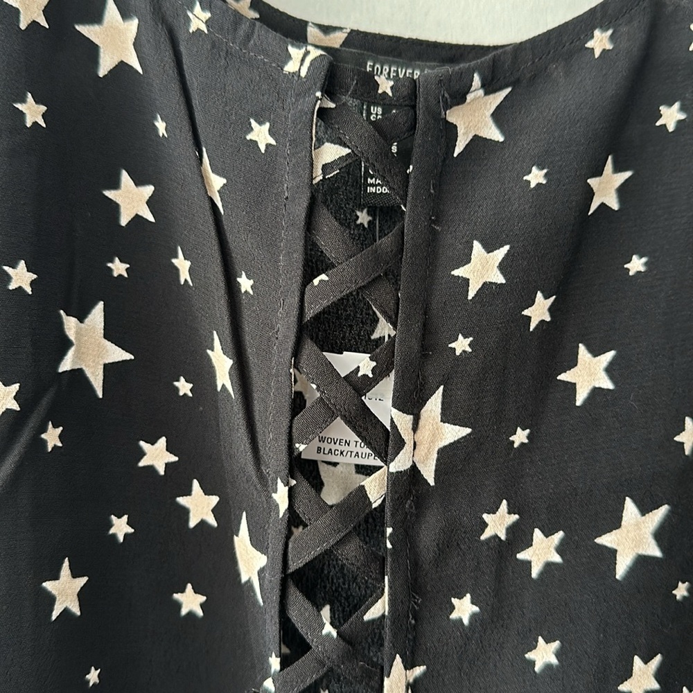 Star Crop Top - Picture 2 of 4